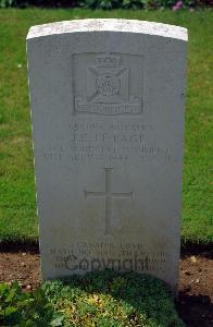 St. Charles De Percy War Cemetery - Le Page, John Charles